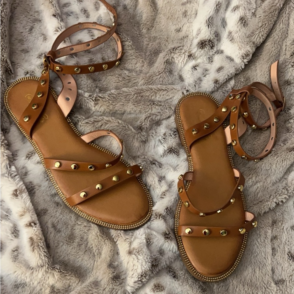 Sandals size 8 NWT